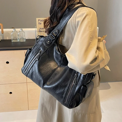 Hannele/ Chic Vegan nahkainen Crossbody laukku