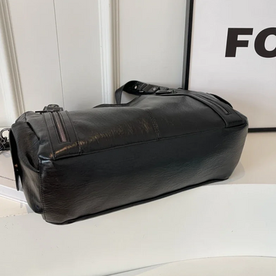 Hannele/ Chic Vegan nahkainen Crossbody laukku