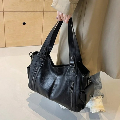 Hannele/ Chic Vegan nahkainen Crossbody laukku