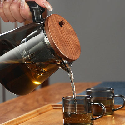 Lehtien ja veden erottelupuristin teekannu 750 ml